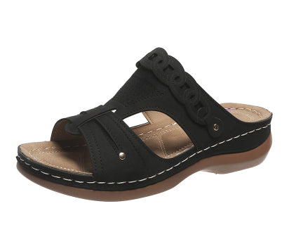 Round Toe Cap Foot Sandals Female Car Line Non-Slip Slope With Hollow Out Large Size Metal Sandals