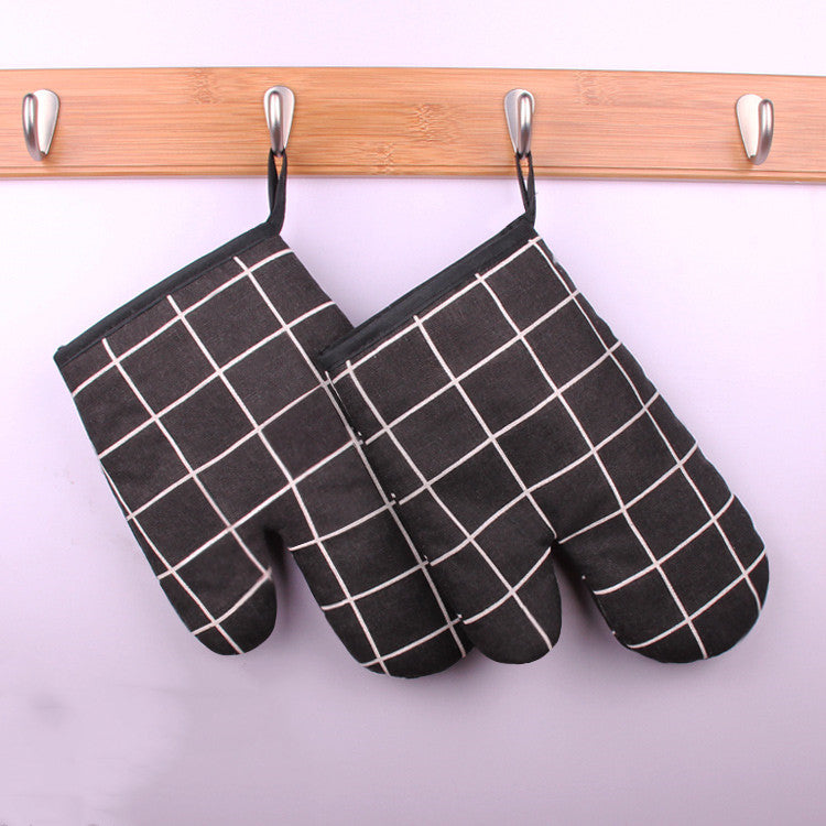 Thickened microwave oven gloves