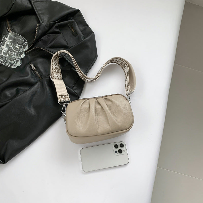 Pure Color All-matching Fashion Pleated Shoulder Niche Korean Casual Messenger Bag