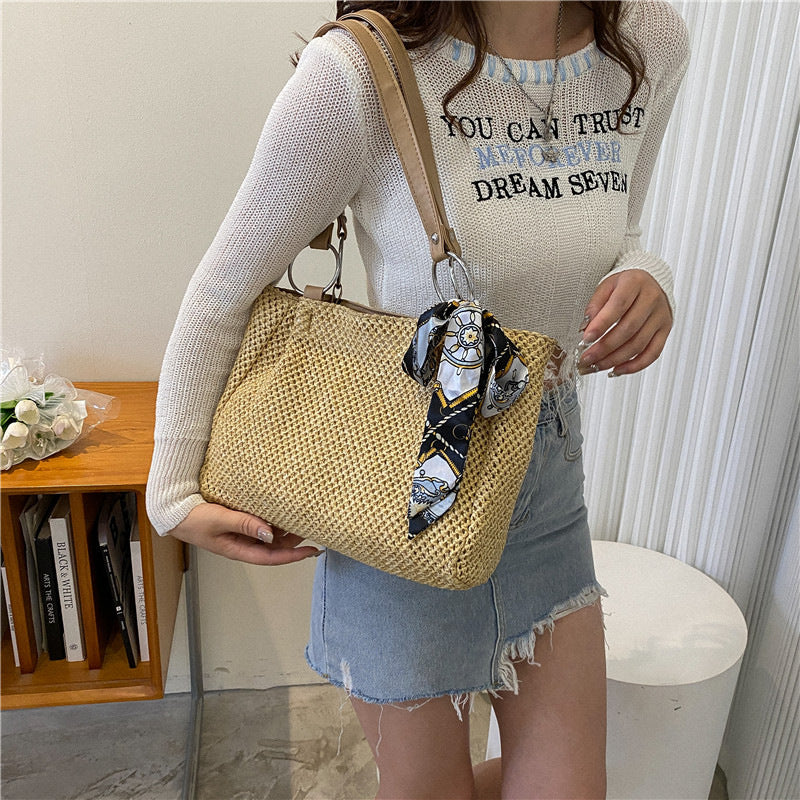 Fashionable Large Capacity Shoulder Bag