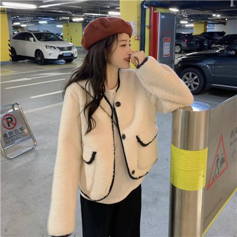 Temperament Versatile Small Fragrance Design Short Style