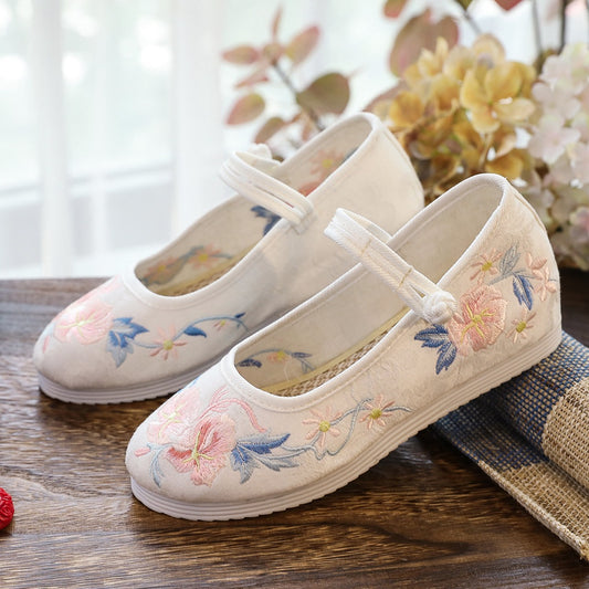 Chinese Style Round Head Embroidered Female Flat Cloth Shoes