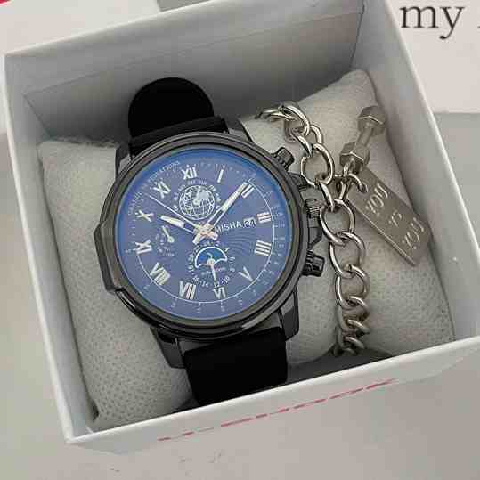 American Retro Minority Watch Female Junior High School Students