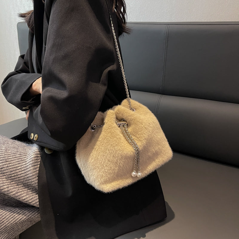 Plush Bucket Bag New Everything Chain Single Shoulder Crossbody Bag