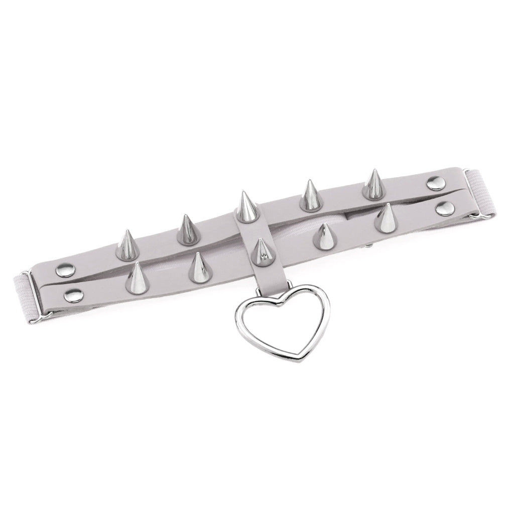 Double Row Spike Rivet Peach Heart Pendant Leg Ring
