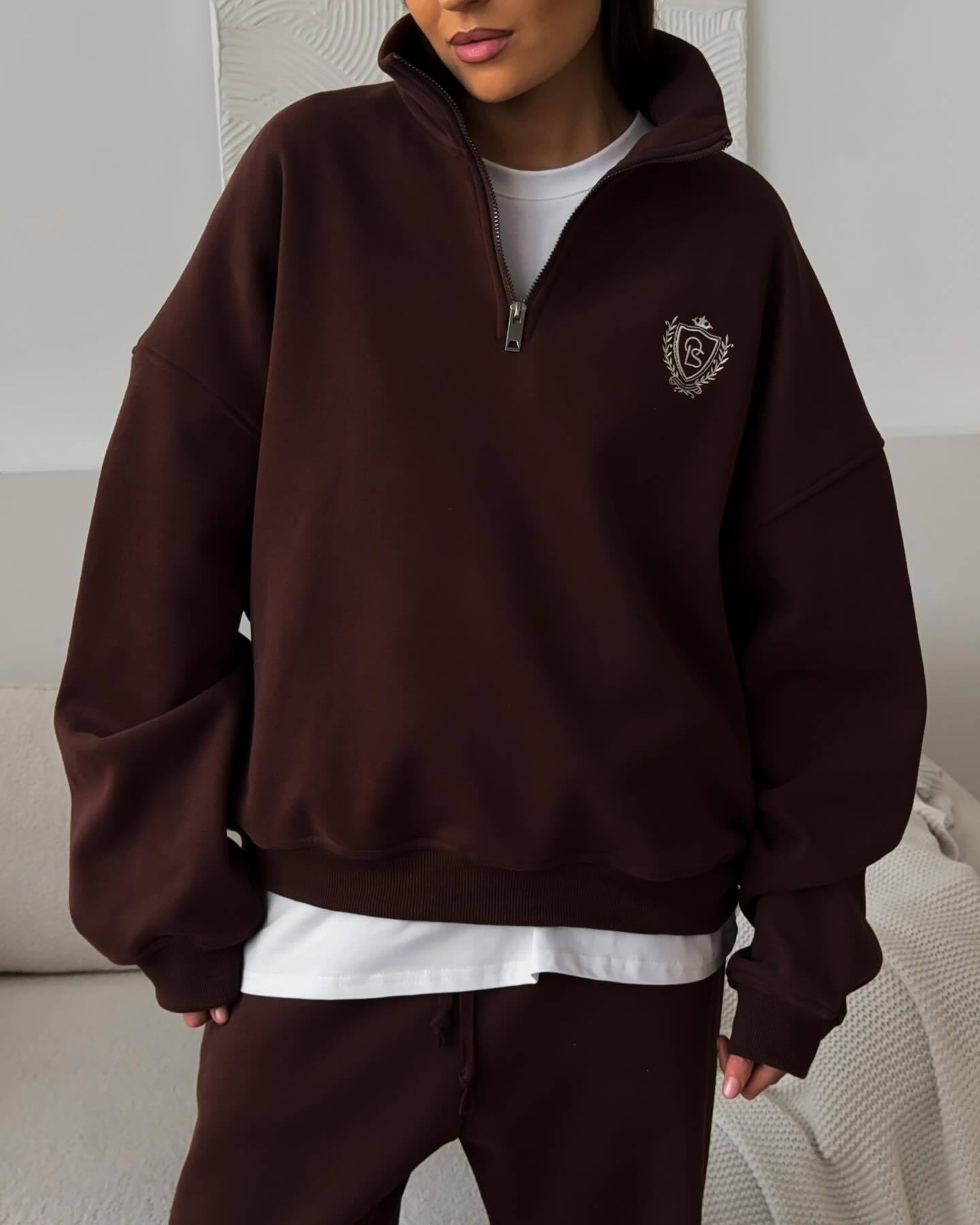 Alsidig Behagelig Terry Sweatshirt med Rund Hals og Bogstaver