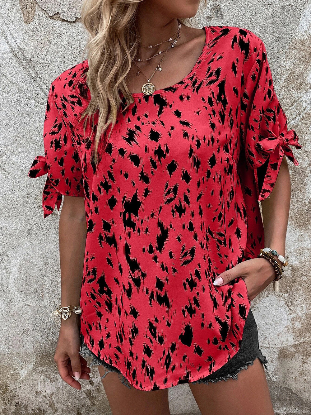 Round Neck Lace Up Leopard Print Women's Blouse Temperament Leisure Top