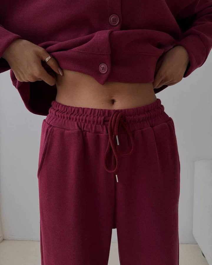 Thin O-neck Short Sweater Suit Women's Casual