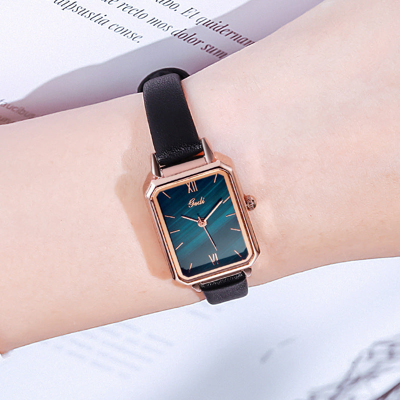 GEDI vintage square quartz watch