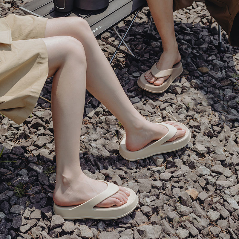 Simple And Fashionable Thick Soled Couple Sandals
