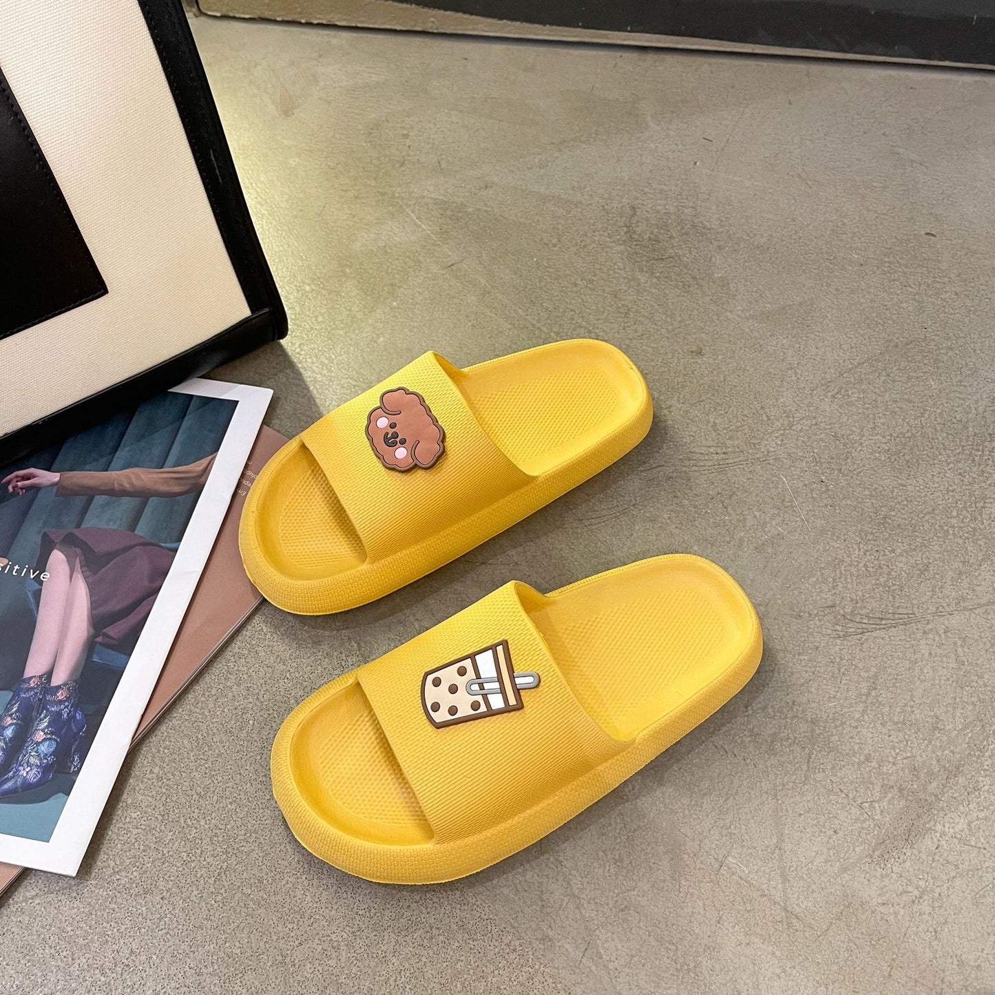 Indoor Wear Light Cute Soft Bottom Household One-word Slippers