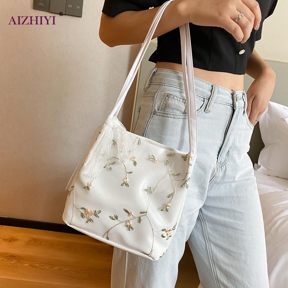 New style lace embroidery bucket