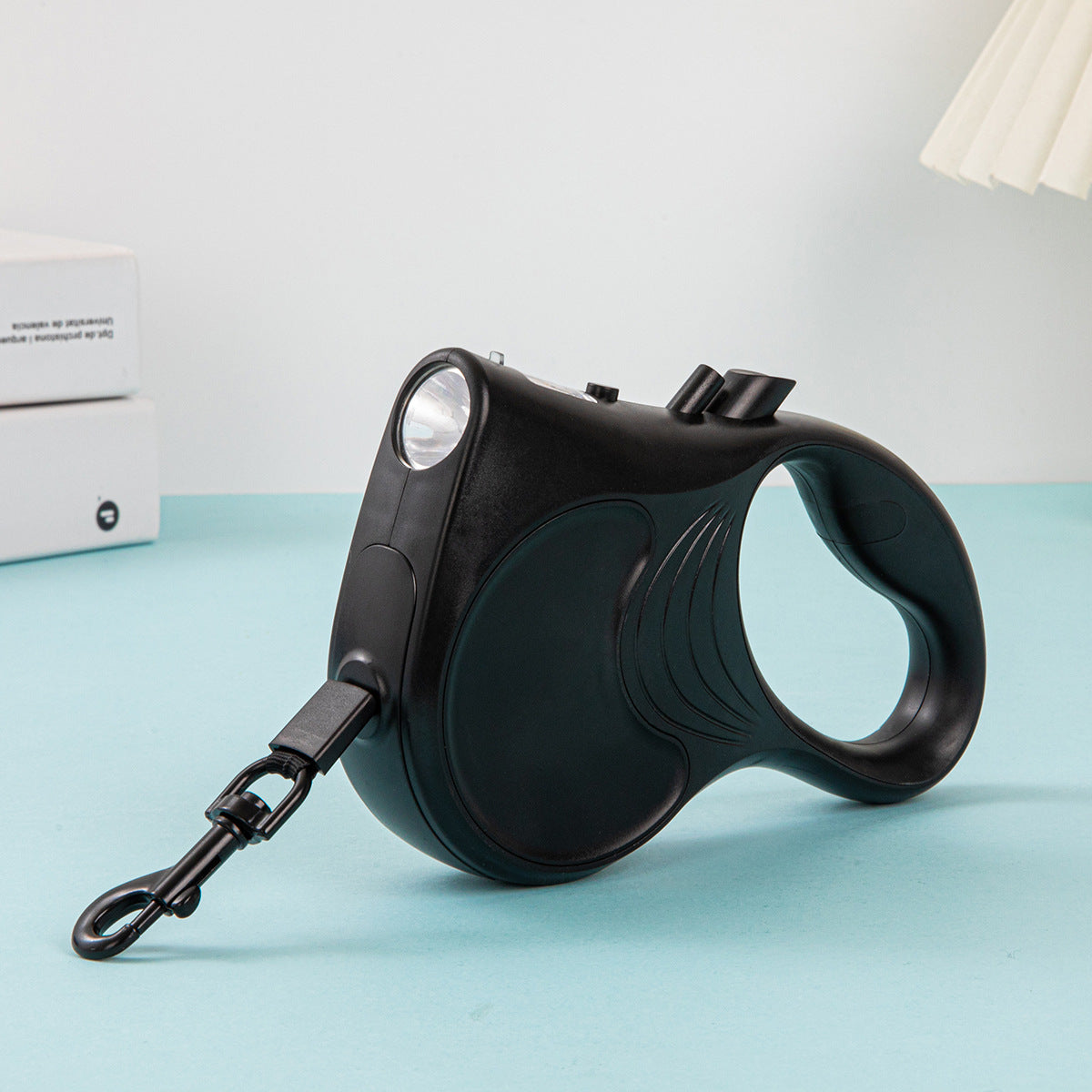 New Automatic Retractable Pet Hand Holding Rope With Light
