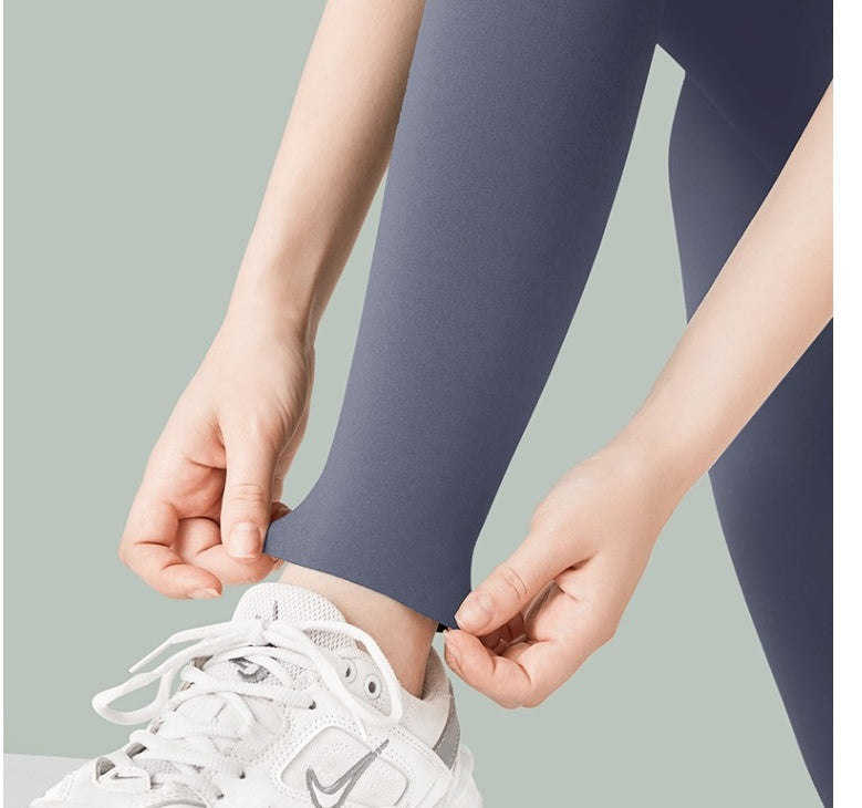 Large Size Shark Pants For Women Wearing A High Waist To Reduce Abdominal Fat