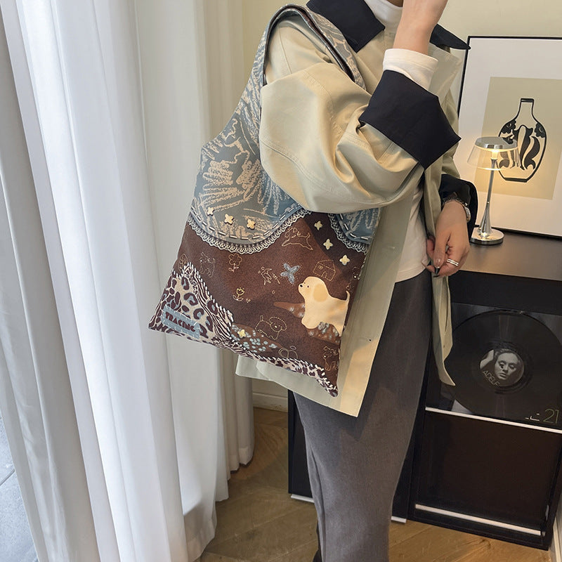 High-Capacity Commuter Bag With A Sleek Leopard Print For Work Or Everyday Use