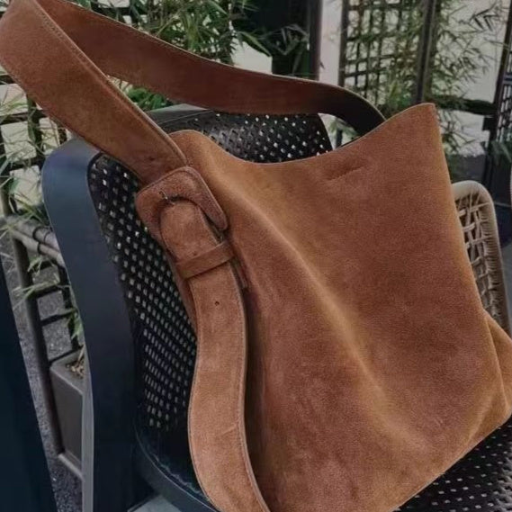 New College Student Large Capacity Commuter Retro Shoulder Underarm Bag Women