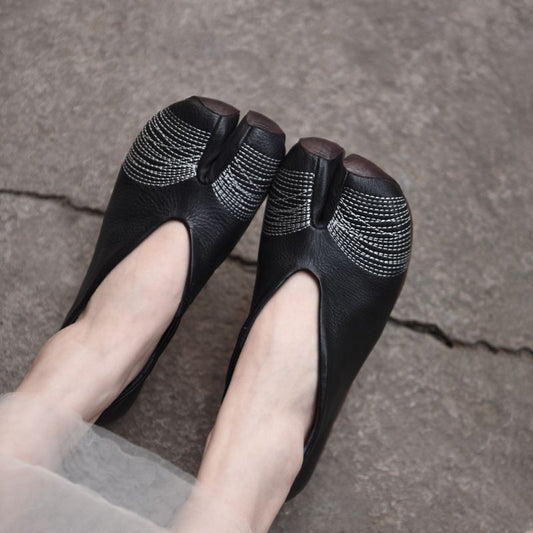 Split Toe Lazy Horseshoe Flat Pumps
