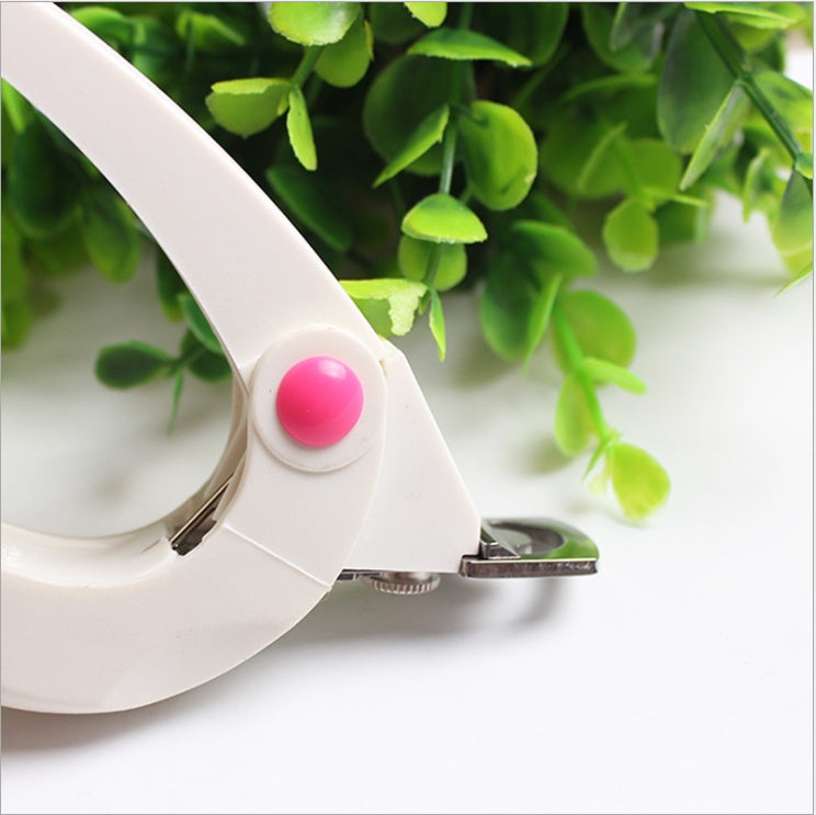 U-shaped scissors