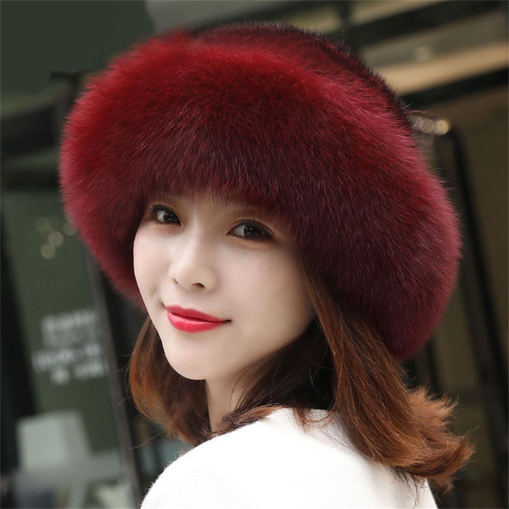 The New Style Of A Hundred With The Fashionable Ears To Keep Warm