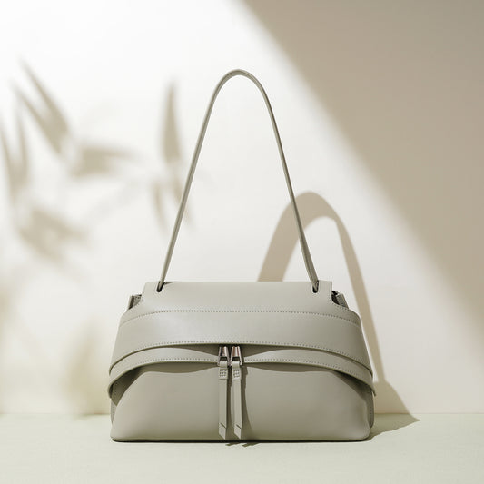 Design Handbag Versatile Travel Saddle Crossbody Bag