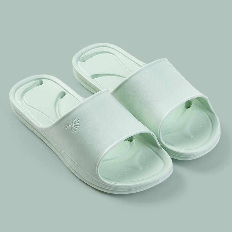 Men's Non-Slip And Leaky Sandals And Slippers