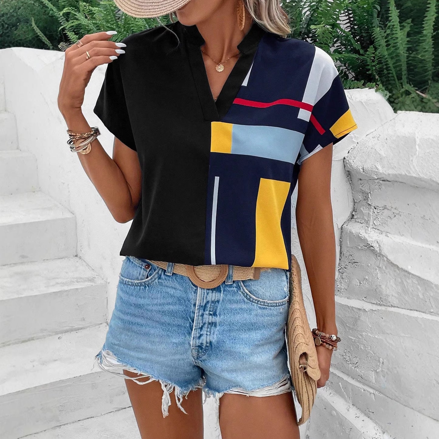 Casual Comfortable V-neck Printed Loose-fit Blouse