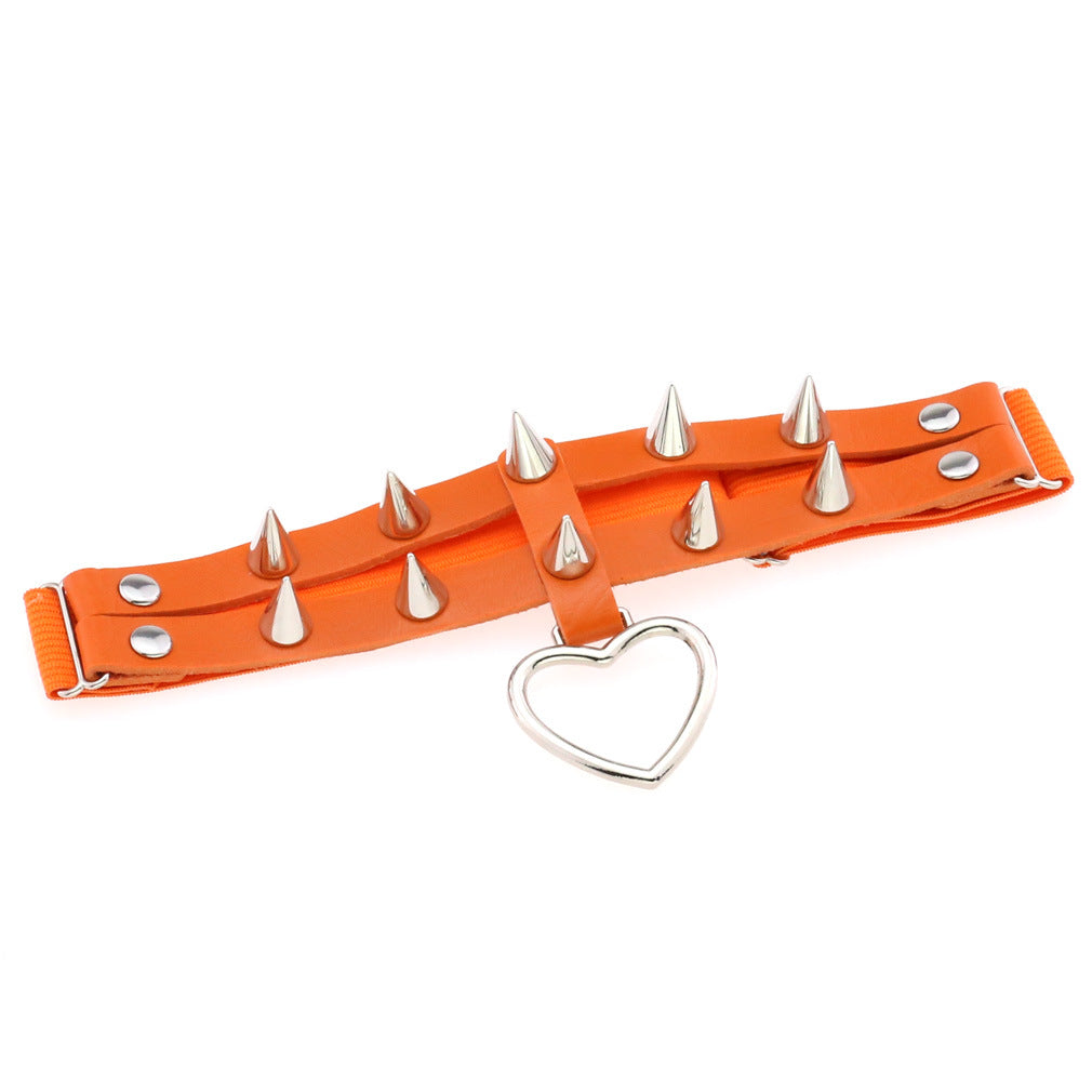Double Row Spike Rivet Peach Heart Pendant Leg Ring