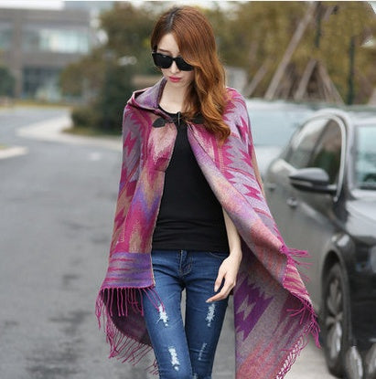 Europe and the United States autumn and winter new retro national wind hooded cape shawl bohemian tourism horn buckle shawl