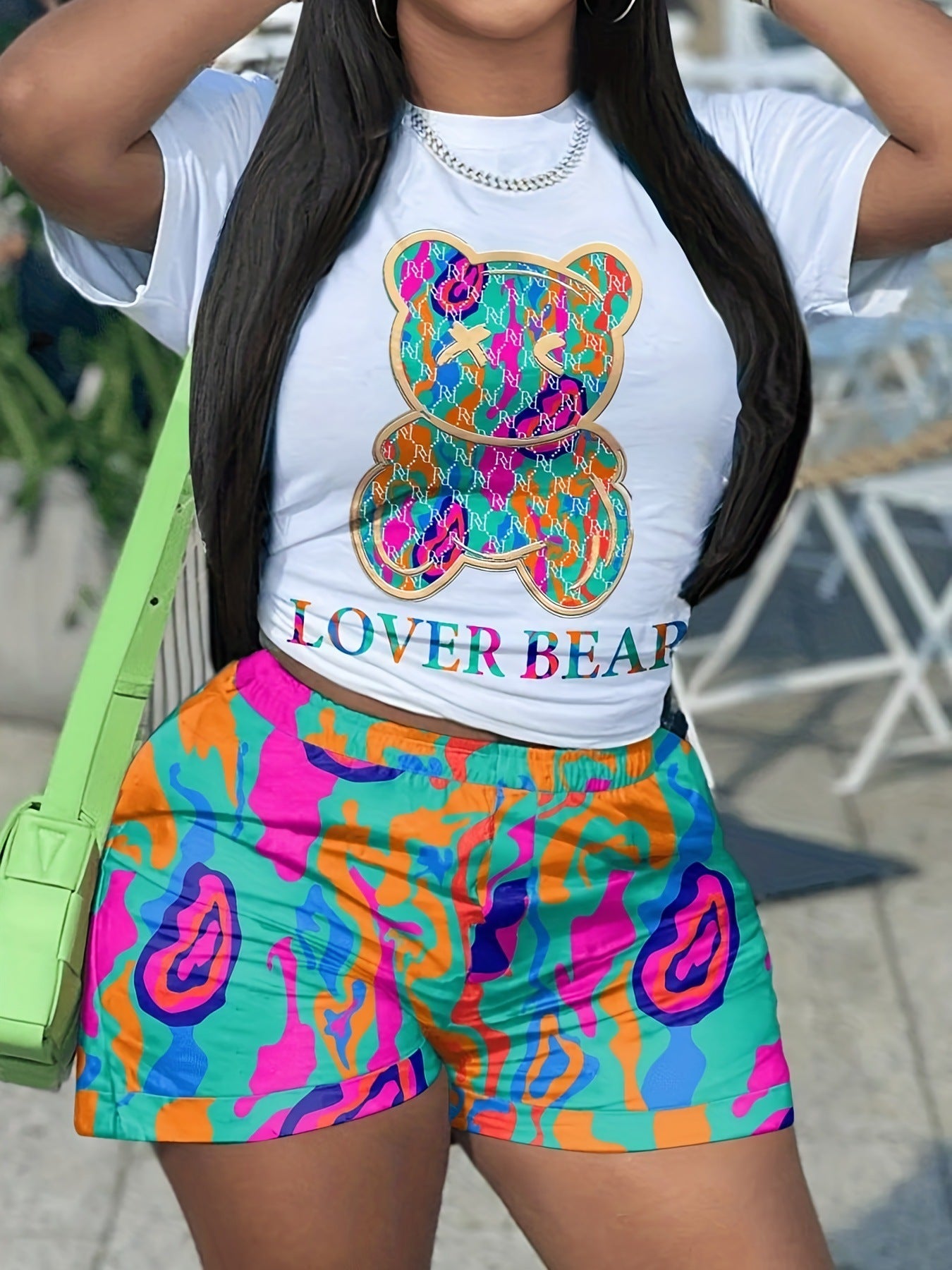 Violent Bear-sæt med kortærmet T-shirt og shorts