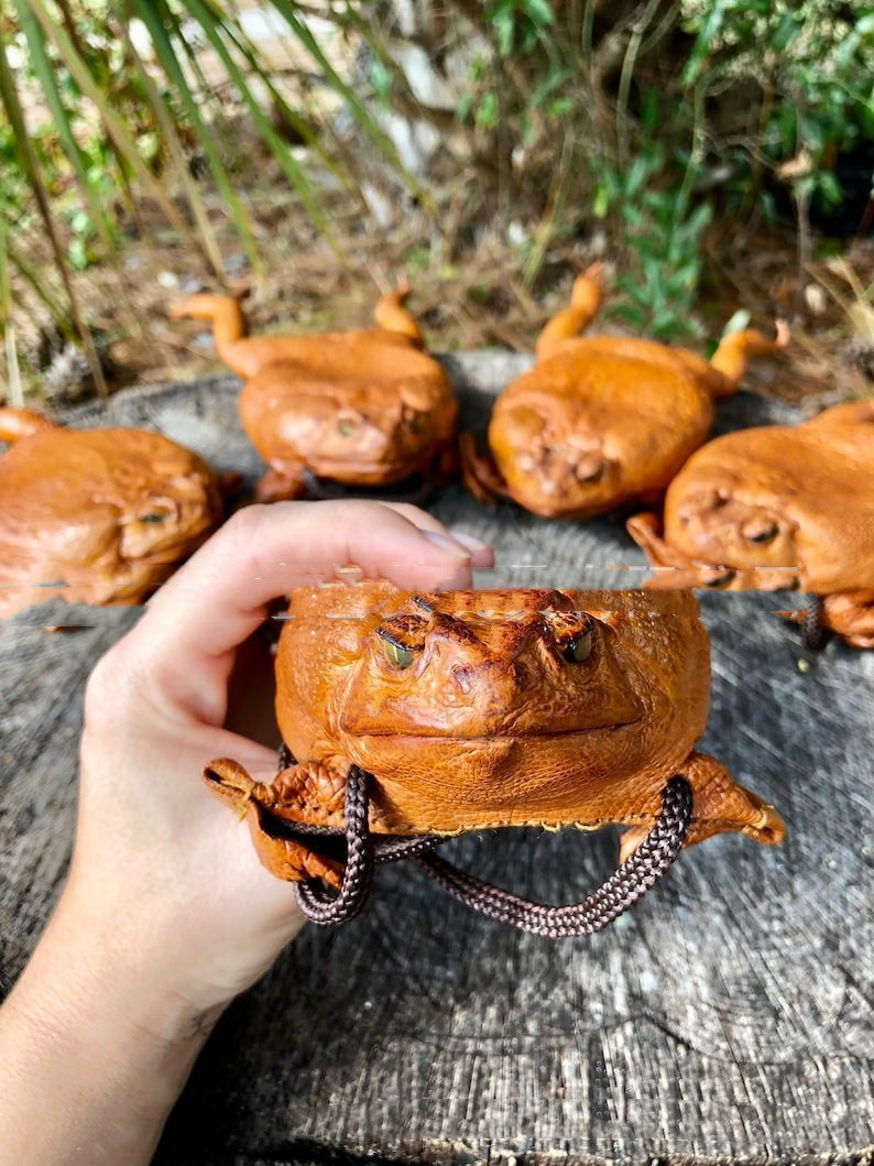 Toad Full Body Wallet Sugar Cane