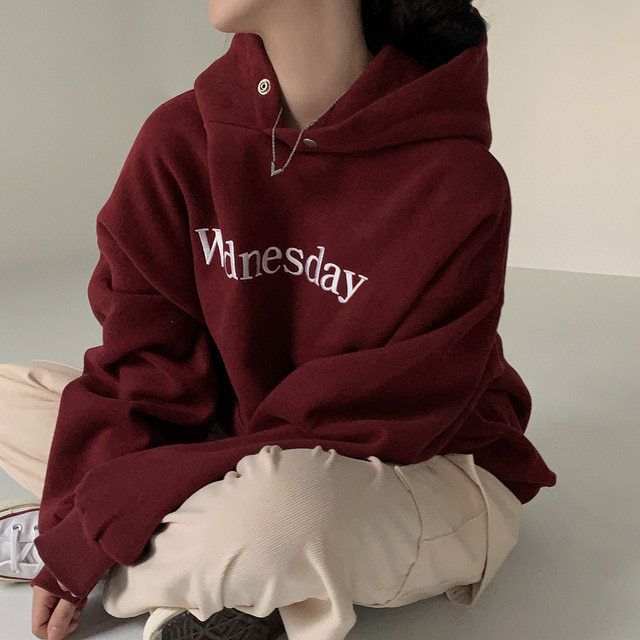 South Korea Chic Winter Student Loose Embroidery Hooded Fleece Lined Sweater