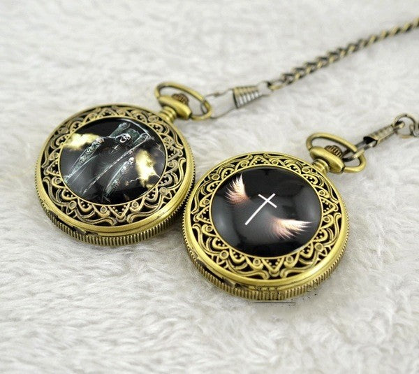 Englevinger Vintage Guld Klassisk Kranium Quartz Ur