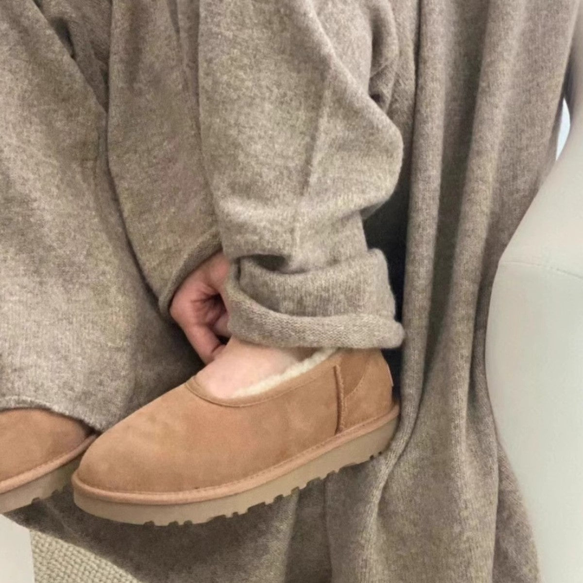 Womens Low-cut Leather-and-fur Snow Boots