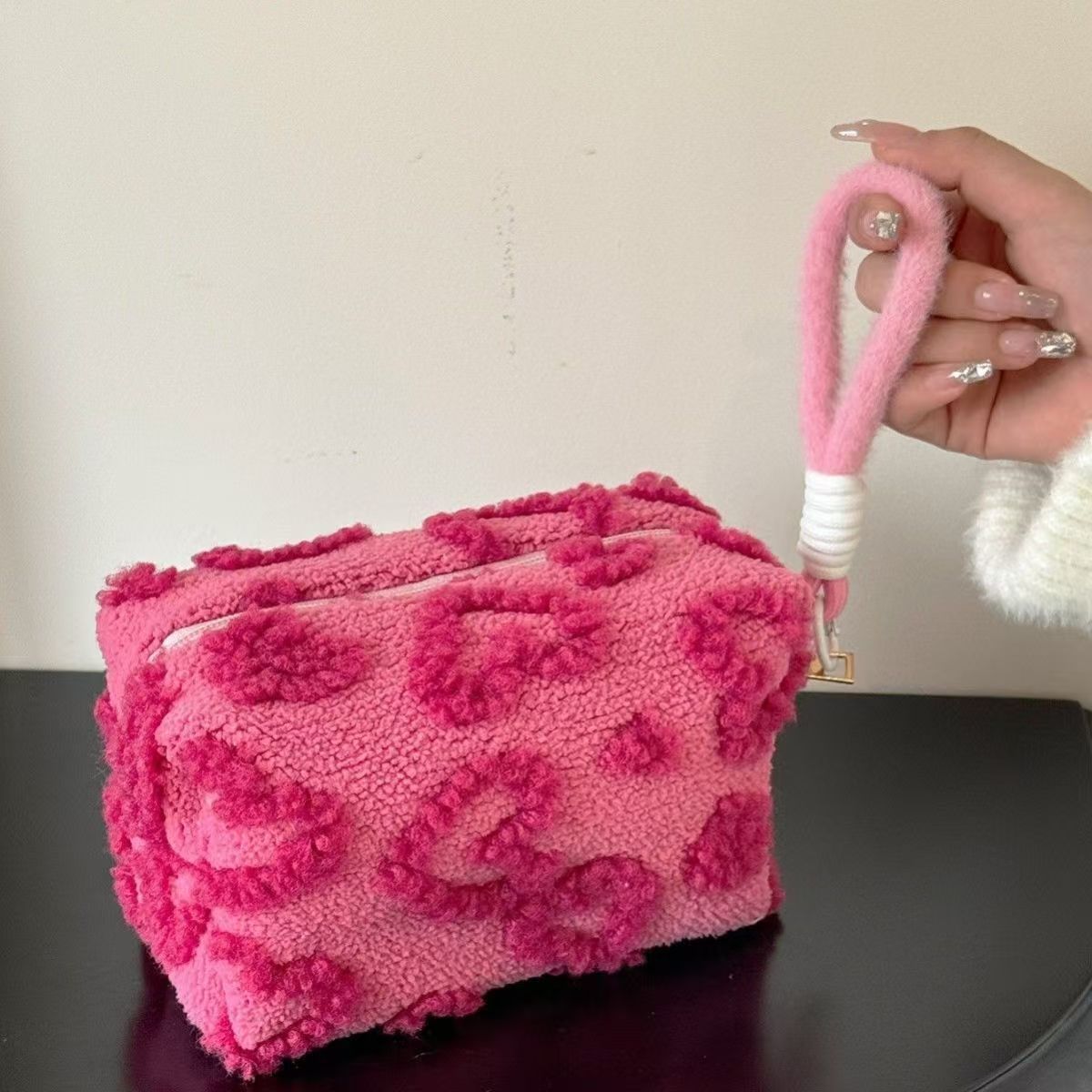 Jacquard Plush Cosmetic Bag Large Capacity Advanced Sense