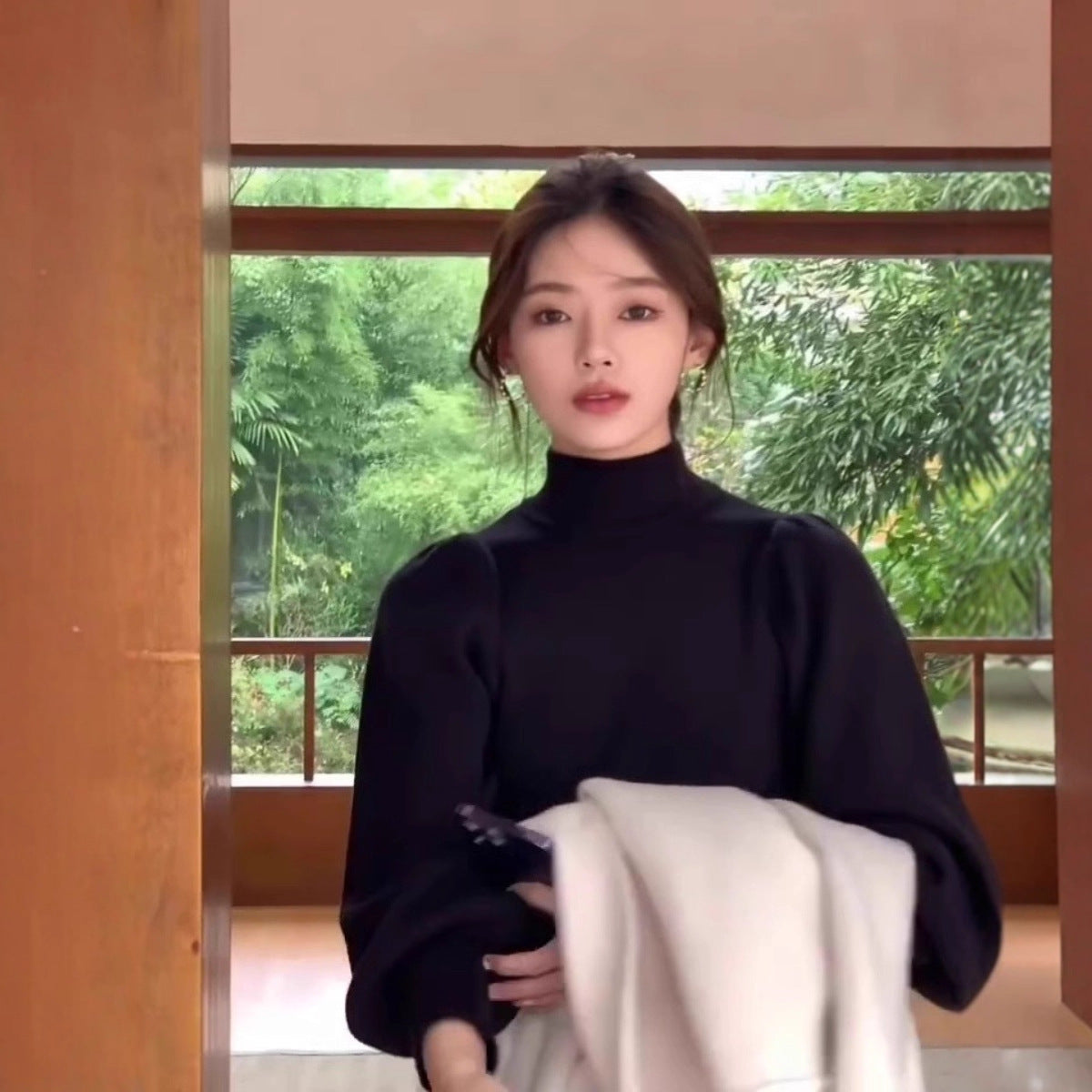 Womens French-style Puff-sleeve Mock-neck Base Layer Top