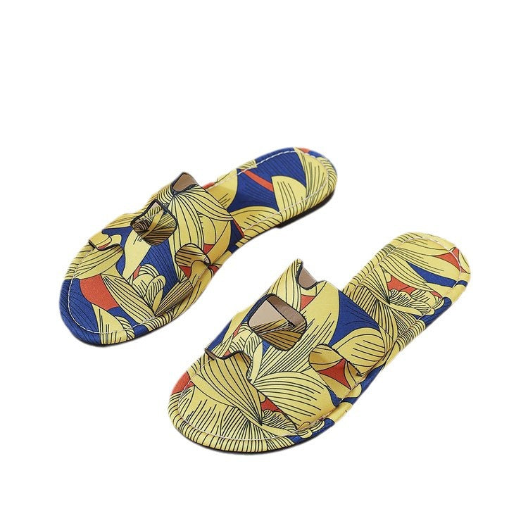 Fashionable Women's Flat Slippers Classic Sandals Candy Color