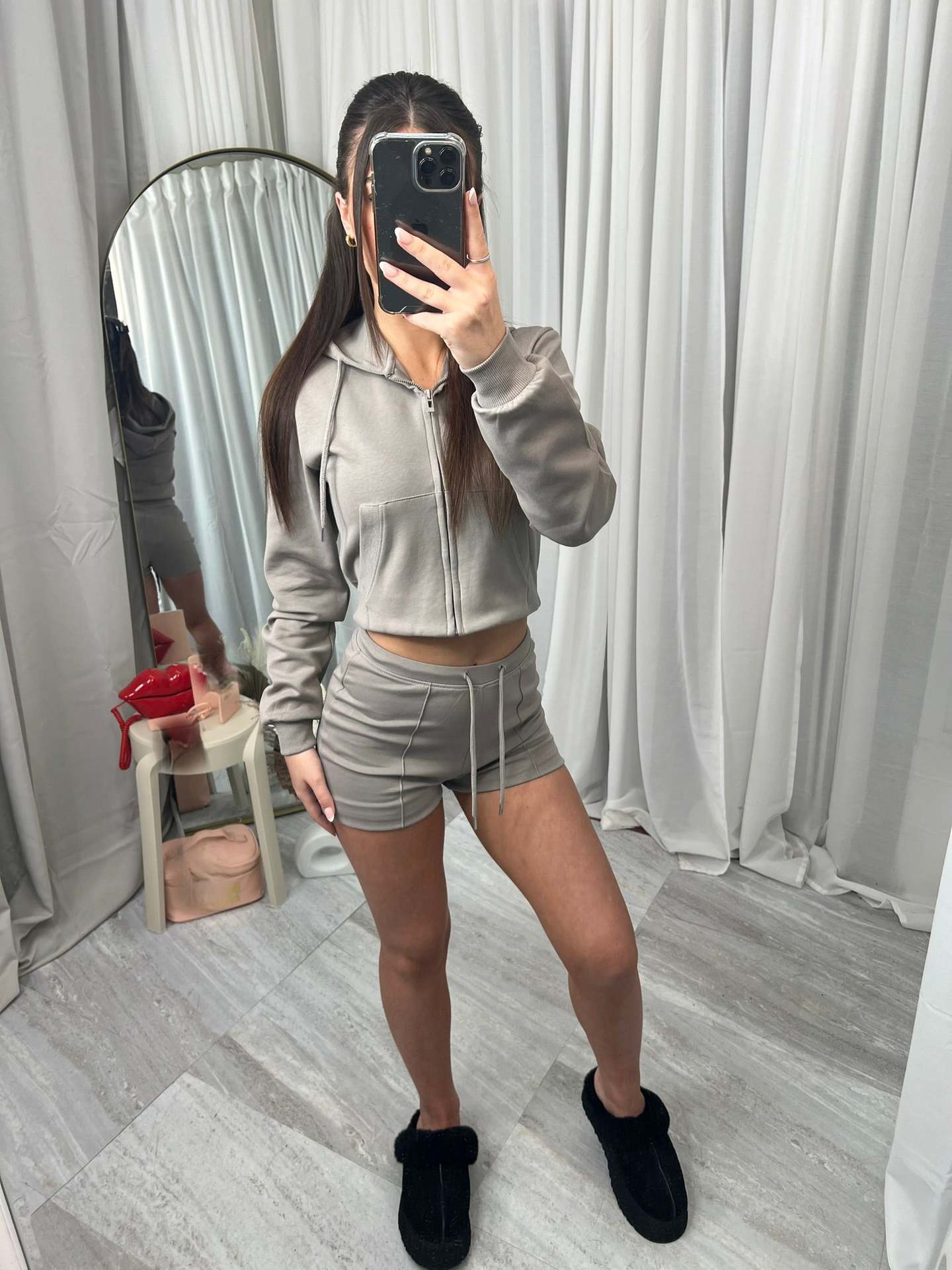 Dame Hættetrøje Oversized Sweatshirt Med Lommer Og Shorts Todelt Sæt