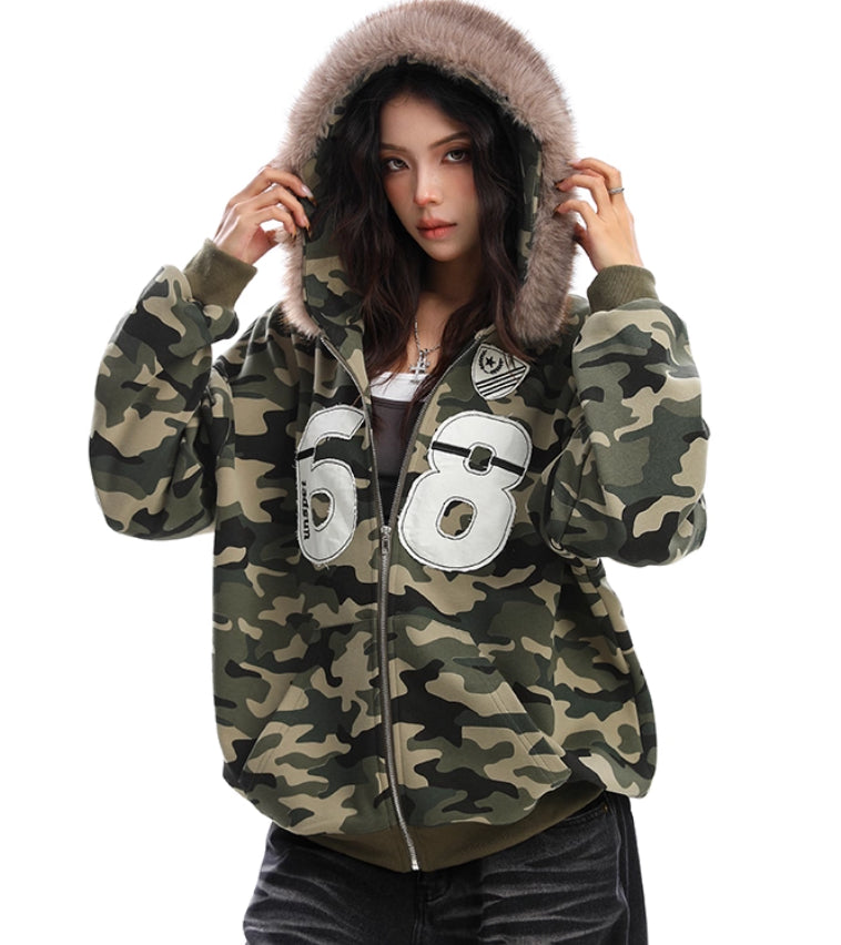 Camouflage Fur Collar Hooded Sweater