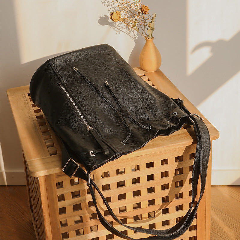 Women's Retro Genuine Leather Backpack Top Layer Cowhide