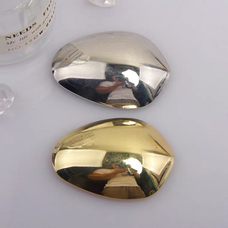 Europæisk og amerikansk mode metal æggeskal hårstyling minimalistisk design ovalt skjold fjederclips til hår