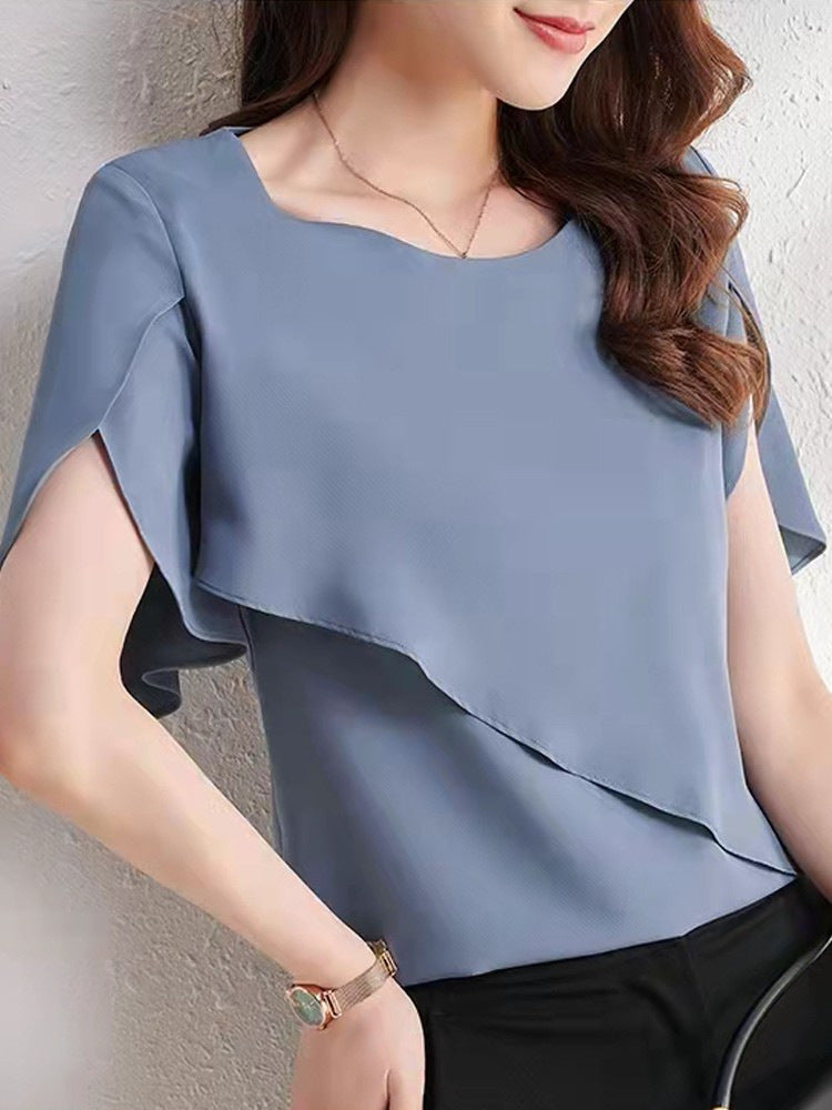 Design-forward Short-sleeve Top With Flared Sleeves