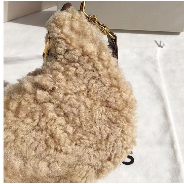 Fur One-piece Lamb Wool Saddle Bag Underarm Bag Plush Women's Bag