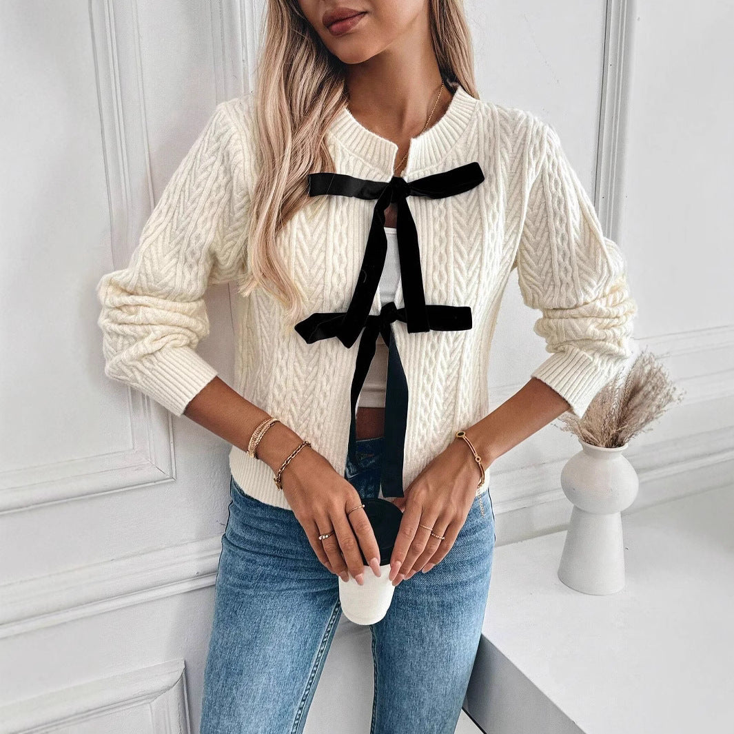 Strikket cardigan til kvinder med snøre og snoet mønster, enkel sweater