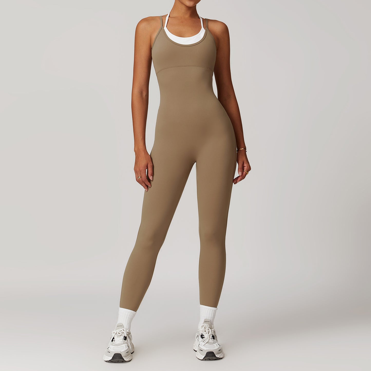 Fake Two-piece Contrast Color Sling Sports Jumpsuit