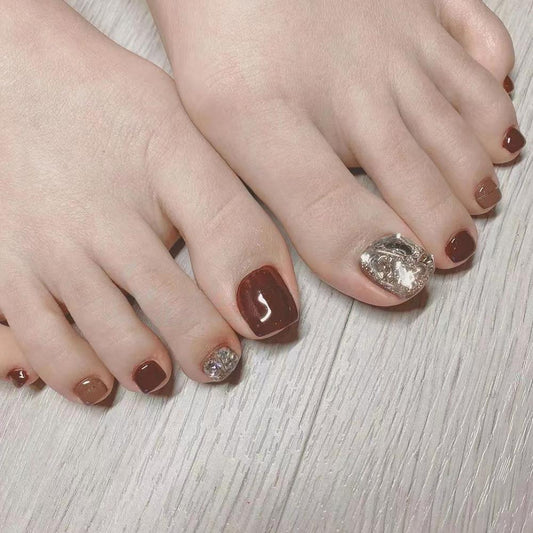 Removable And Repeated Use Of Nail Art