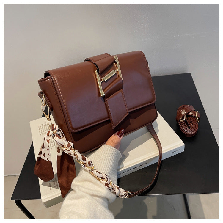 Retro Fashion One-shoulder Simple Frosted Texture Messenger Bag