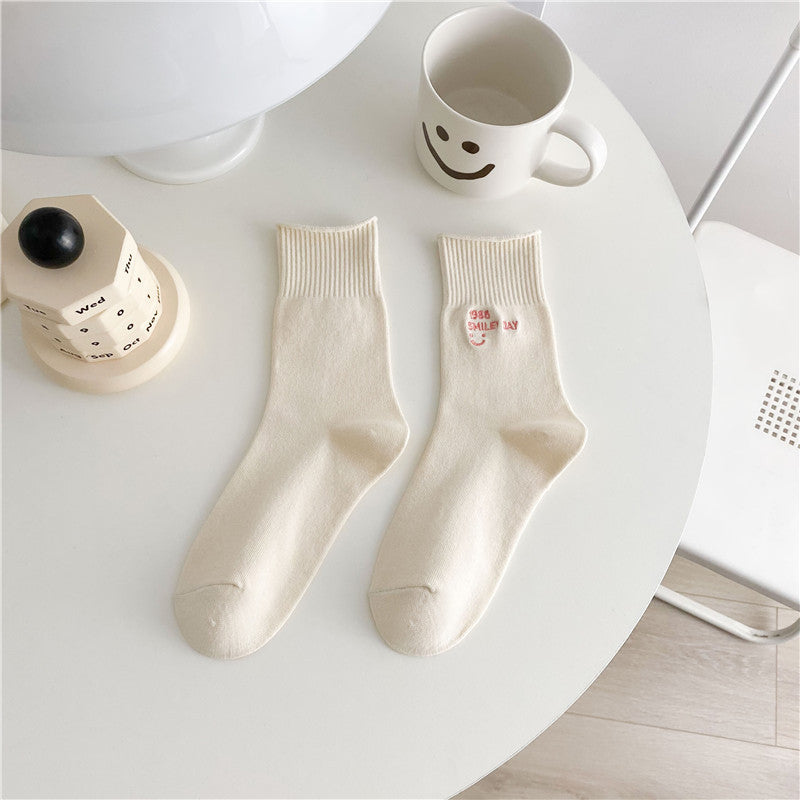Women's Fashion Casual Minimalist Mid-calf Socks