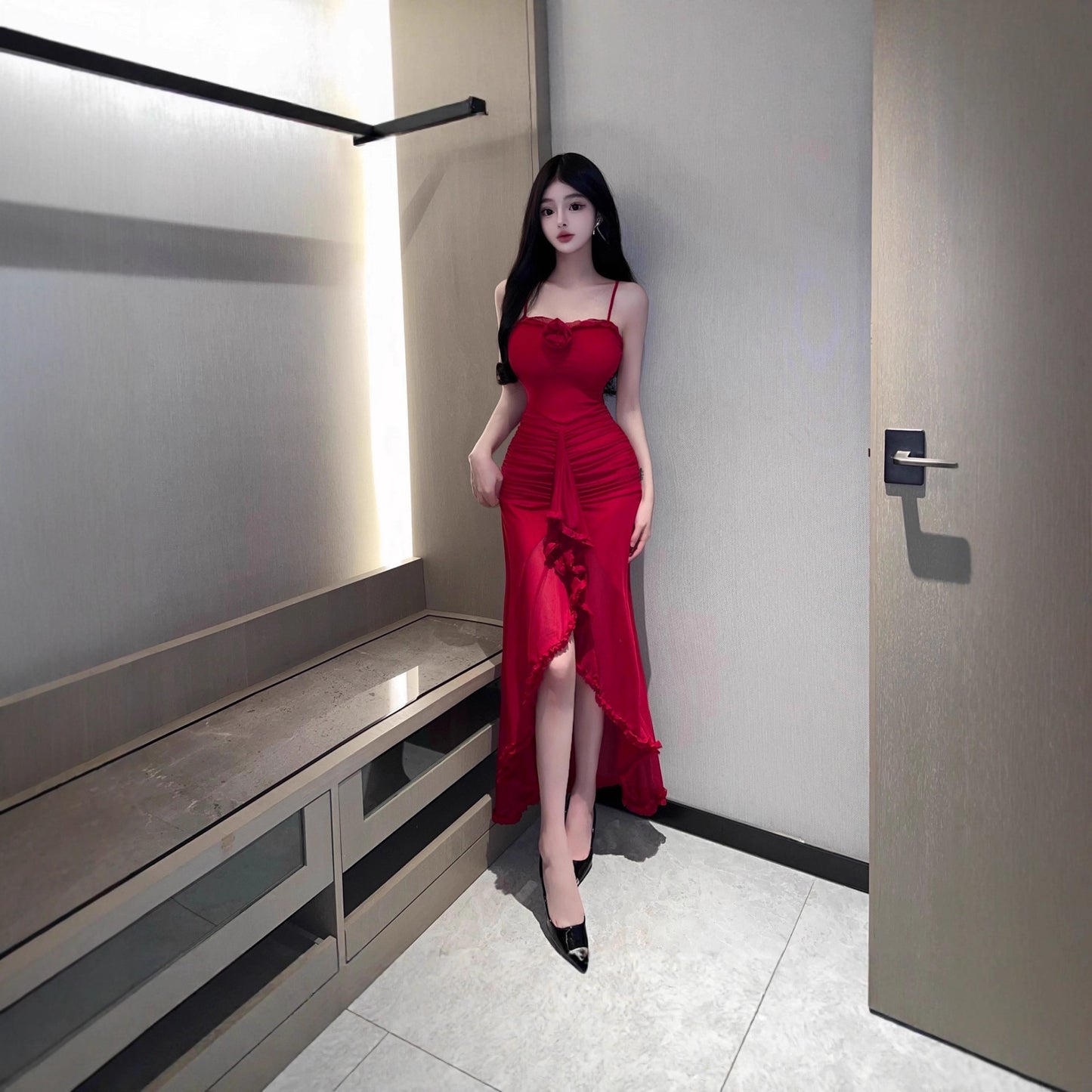 Fashionable Minimalist And Sexy Womens Dress