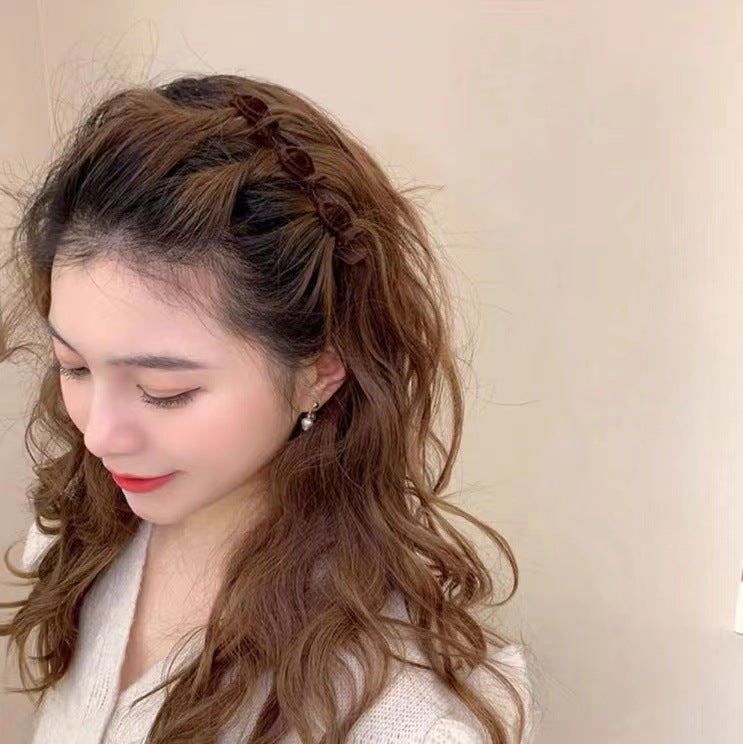 Netflix Hundreds Of Bangs Side Clips