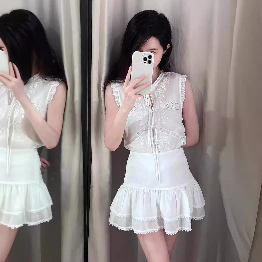 Summer Sweet Bowknot Decoration Sleeveless Lace Embroidered Shirt